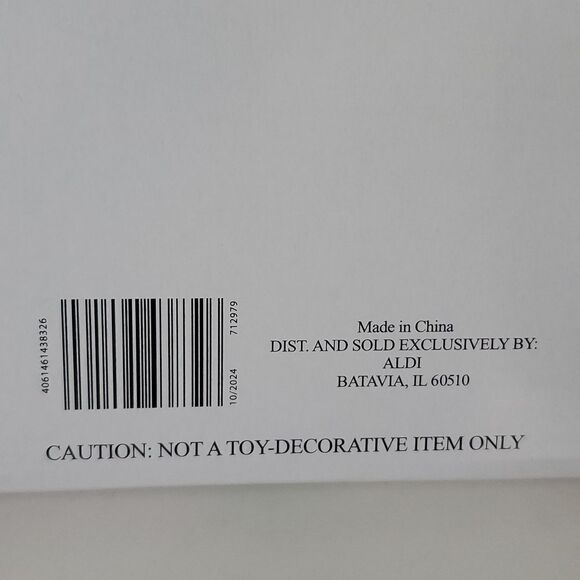 ALDI Finds Merry Moments Set Of 3 Christmas Tree Ornaments 2024 Sealed NWT - Picture 3 of 3